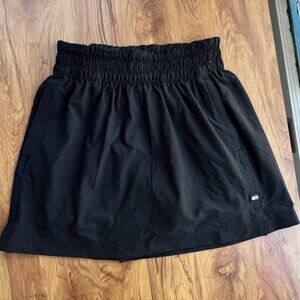 NEW REI Pull-On Waterproof Hiking Skirt Women's Sz XS